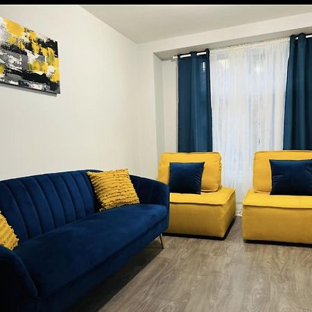 Fantastique 3 Chambres Modernes Au Coeur De La Ville Монреал Екстериор снимка